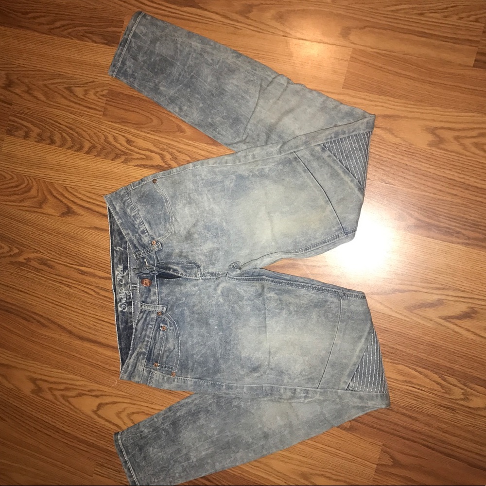 Light Faded Skinny Jeans